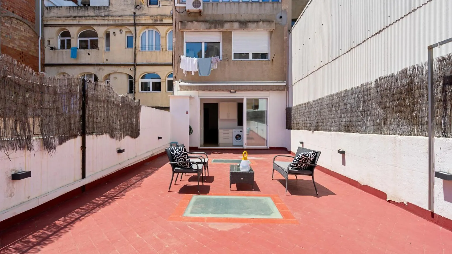 Grcia Charm Sunlit Terrace, Ac & Exposed Brick Apartment Barcelona